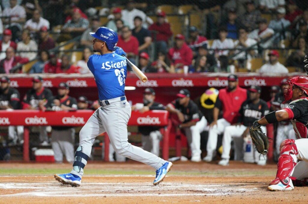 licey-empatan-la-serie-con-espectacular-jonron-de-mejia