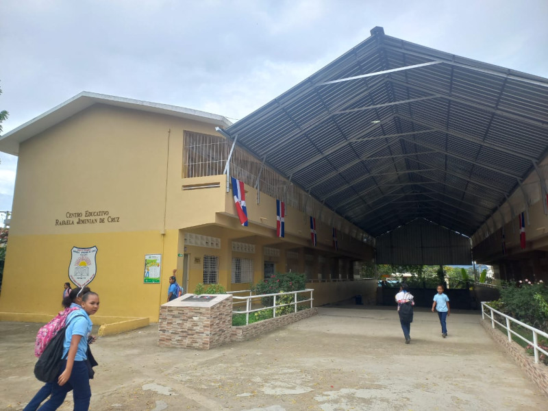 mas-escuelas-se-suman-a-paro-por-intoxicaciones-con-pesticidas-agricolas